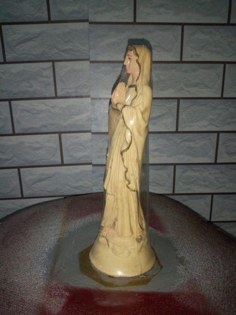 Đức Mẹ Lộ đức Màu Vàng 30cm (2)