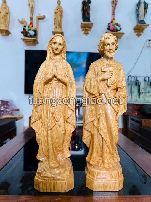 Tượng Thánh Giuse Và đức Mẹ Chắp Tay Bằng Gỗ Pơ Mu Cao 30cm