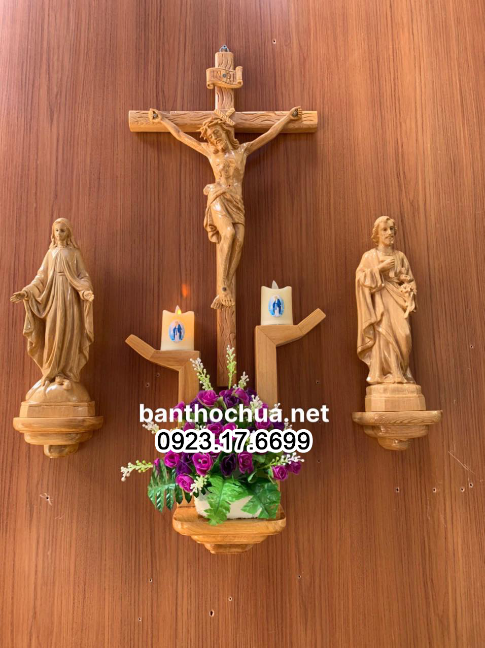 Bàn Thờ Chúa treo tường bằng gỗ đơn giản | Tuongthoconggiao.com
